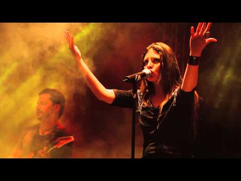 Hilo Negro - Giran los Soles (Video Oficial)