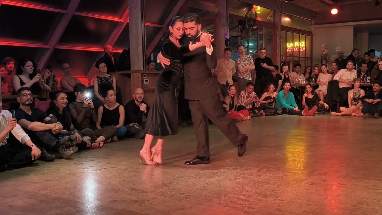 Fernando Carrasco & Moira Castellano - Un Sueño y Nada Más