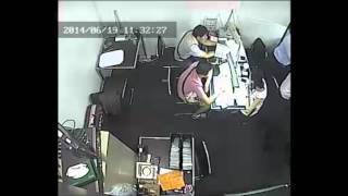 How to steal $160,000 worth of diamond