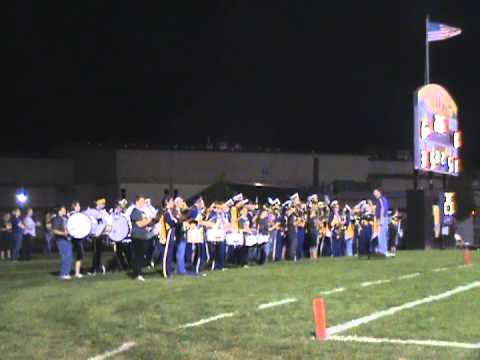 2013 10 04 g WHS Marching Band Fight Song sideline a