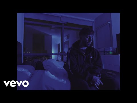 Santy-P - Insuficiente (Official Video)