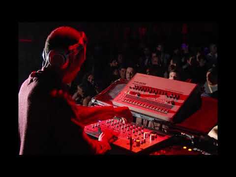 The Essential mix 25-05-2003 DJ Marky Jeff Mills Live Homelands