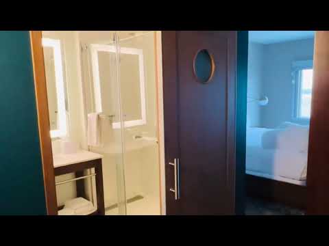 Hotel Review | Four Points by Sheraton by Marriot | Interior Design Blog