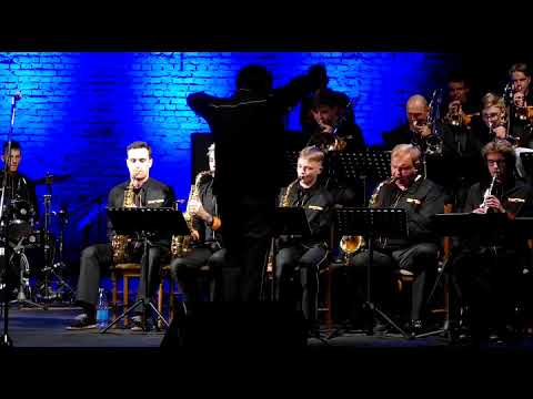 Juan Tizol/Duke Ellington - Caravan