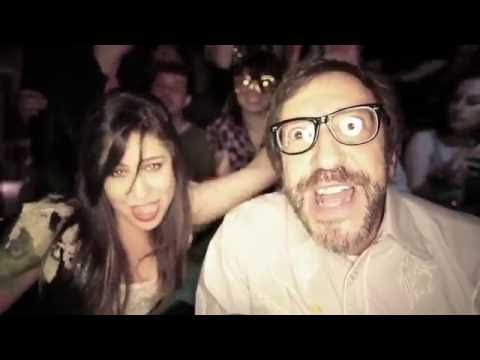 Pitty e Thunder - Clipe Oficial - Eu não quero crescer (HD)