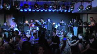 Como Te Hago Entender "en Vivo"