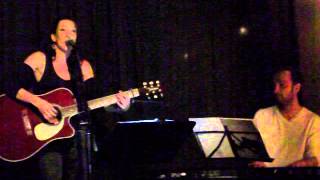 Neus Ferri - Aguardiente (Barcelona)