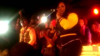 Remy Ma &#39;Everyday I&#39;m F**kin&#39; Him&#39; at BB Kings