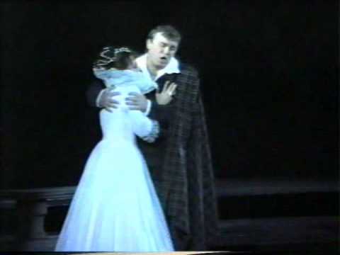 Donizetti: Lucia di Lammermoor - Sulla tomba che rinserra (Andrea Rost, Dénes Gulyás - 1989)