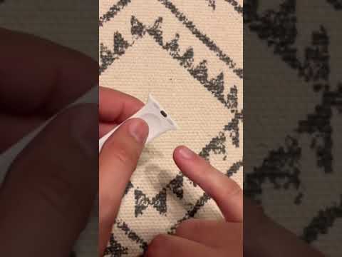 How to remove and replace Apple watch strap/band #apple #watch #howto