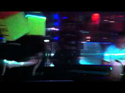 HOUSEBATZE live @ Inkognito Celle - Die Atzen & Nena "Strobo Pop"