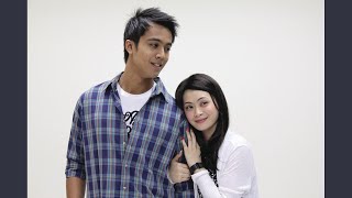 Download lagu Keajaiban Cinta mp3