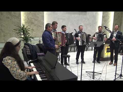 GUGA 2024 *30 minute de muzică cu grupul de la Băița de sub Codru*