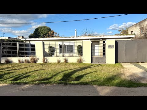 Hermosa propiedad con piscina en Canelones , Salinas