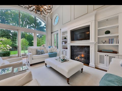 265 Donessle Dr Oakville ON - presented by Peter He