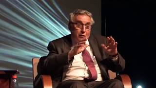 Jornada de docencia Masónica que se lleva a cabo en el Teatro Provincial de Curicó.