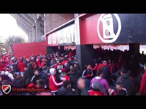 "Previa de la hinchada. Newell's 0 - 0 Sin aliento (ida) OrgulloRojinegro.com.ar" Barra: La Hinchada Más Popular &bull; Club: Newell's Old Boys