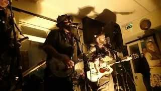 Hobo Jones and The Junkyard Dogs -  A House In The Woods 20/02/2015