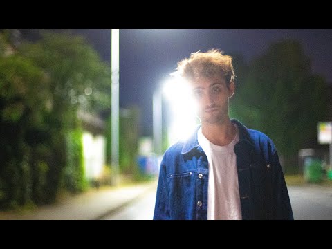Video thumbnail for I Never Learned (Acoustic)