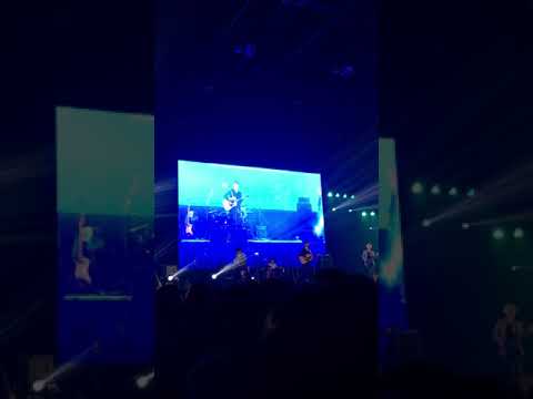 SOUTH CLUB - ‪Champagne Supernova‬ (Cover) | SOUTH CLUB IN BANGKOK 2017