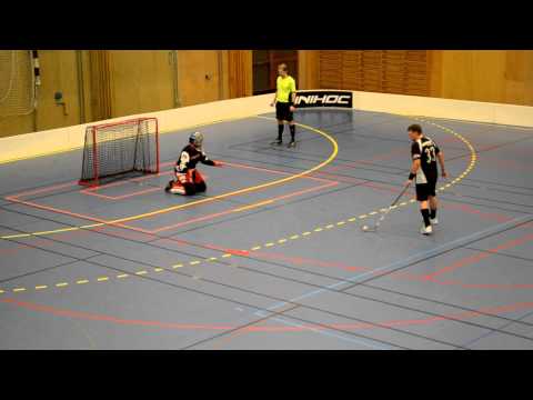 Kärra IBK - Peter Hugosson skjuter straff i mål