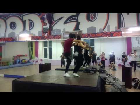 Yoanis Y Olga : Salsa Cubana ( Timba )