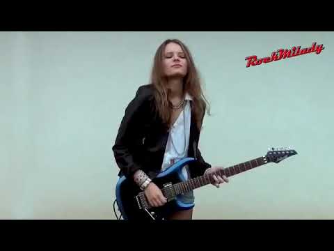 Dire Straits   Sultans Of Swing guitar solo by RockMilady from Budapest, Hungary