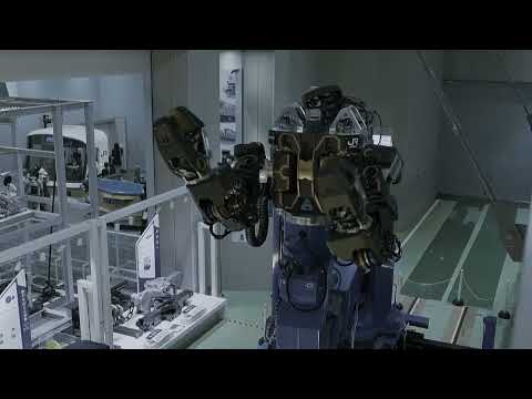 Gigantischen humanoiden Industrieroboter in Japan gebaut