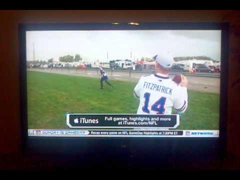 Thomas catches 20 yard pass on NFL Network - Rich Eisen says "very nicely done"