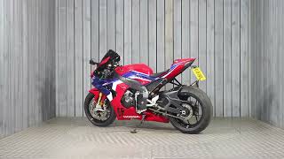 360 Video of HONDA CBR1000RR-R Fireblade