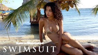 Raven Lyn Gets On Top, Shows You What She's Got In Her Aruba Debut | Sports Illustrated Swimsuit