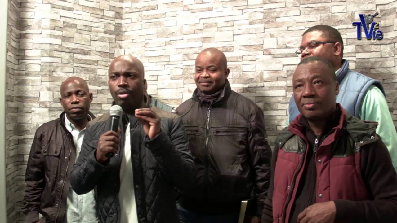 Thumbnail of video: Départ des missionnaires pour Brazzaville  (17/05/16)