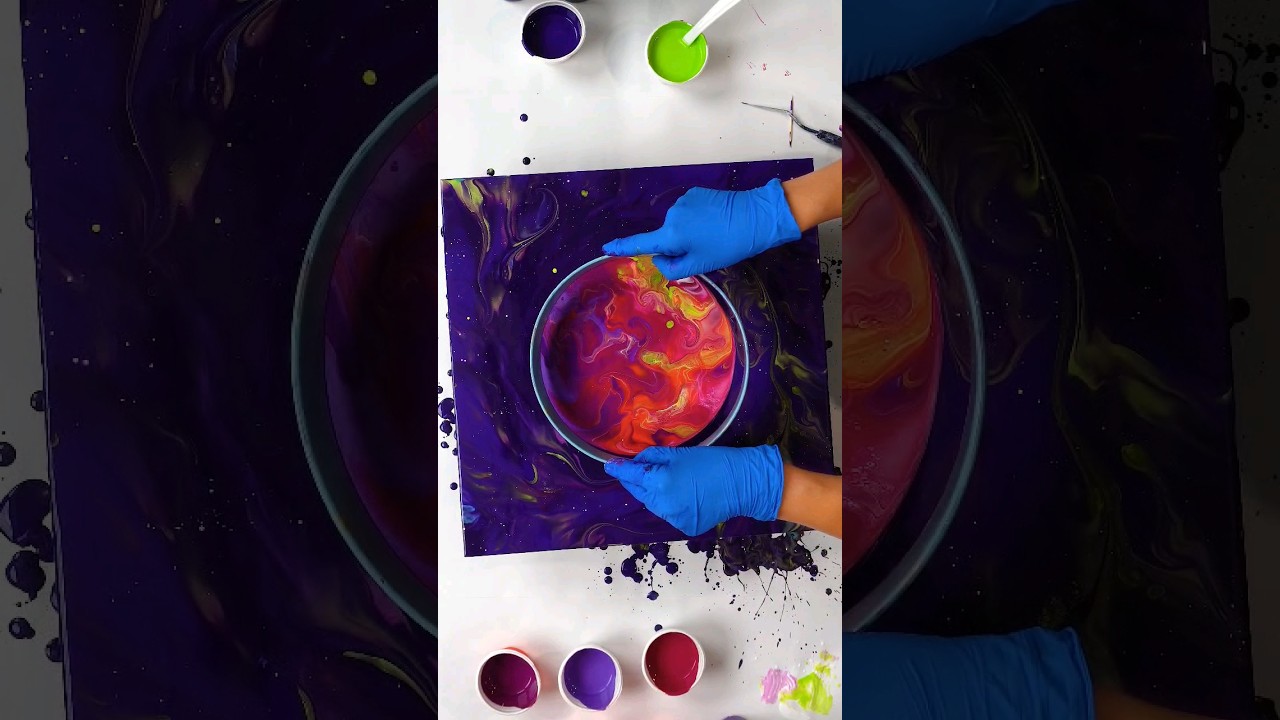 EASY Planet Painting with Fluid Acrylics - Should TRY! 🤩 #art #fluidpouring #shorts