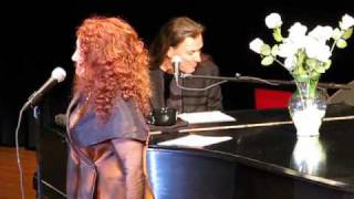 Melissa Manchester covering The Ronettes "Be My Baby"-9-14-1910