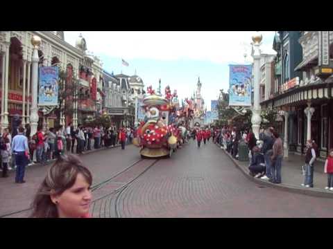 Disneyland Paris Minnie's Party Train 02 09 2009