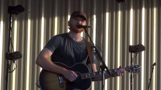 Eric Paslay - She Don&#39;t Love You (5/31/14)