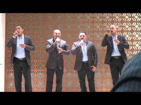 Quarteto amigos   A Ele a honra