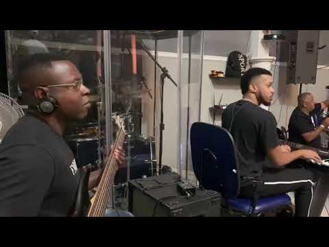 MLWJ - Band | ROMPENDO EM FÉ | (BandCam)