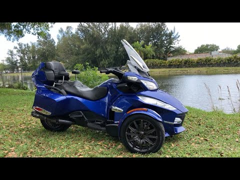 2013 Can-Am Spyder® RT SE5 in North Miami Beach, Florida - Video 1