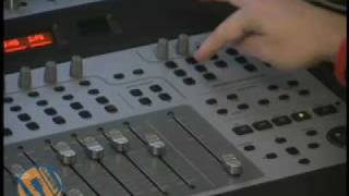 Video thumbnail for Slip-Sliding Away: M-Audio ProjectMix I/O by gearwire
