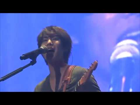 CNBlue - I´m a Loner (Live)