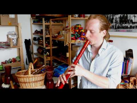 Pavel Sládek - hra na flétnu Quenacho [Sundaris Musical Instruments]
