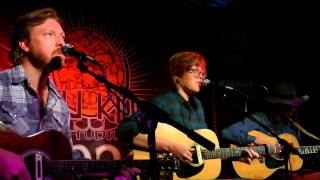 Brett Dennen - &quot;Only Want You&quot; (Live In Sun King Studio 92 Powered By Klipsch Audio)