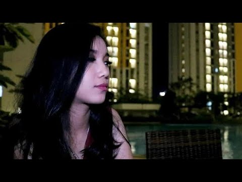 Maria Fitri R Togatorop  "PIKKIRI" (Live Facebook)