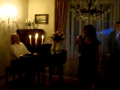 Paulina Witon (X-Factor) singing At Last (Etta James, Beyonce)