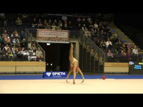 Berlin Masters 2015: Mehrkampf Ball - Margarita Mamun (RUS)