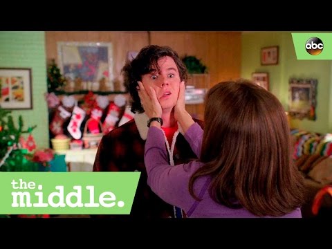 Axl and Frankie Reunite - The Middle