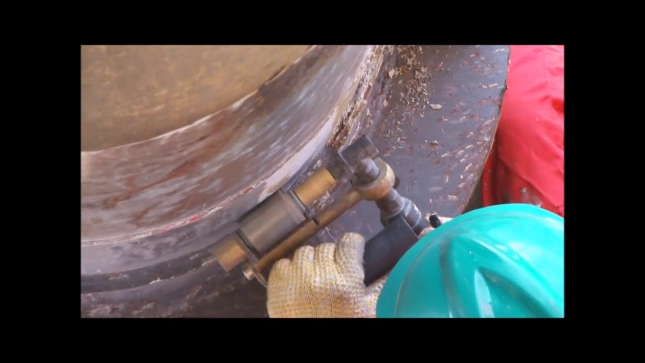 Surface Prep Splash Zones in Offshore Platform