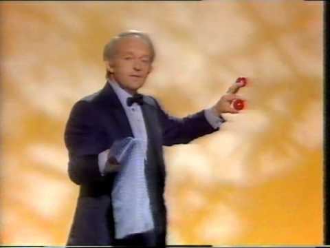 PAUL DANIELS MAGIC SHOW - BILLIARD BALLS
