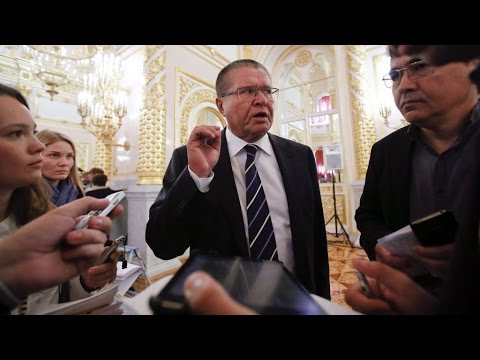 Russia: Authorities detain economy minister Ulyukaief for $2mn bribe over Rosneft deal